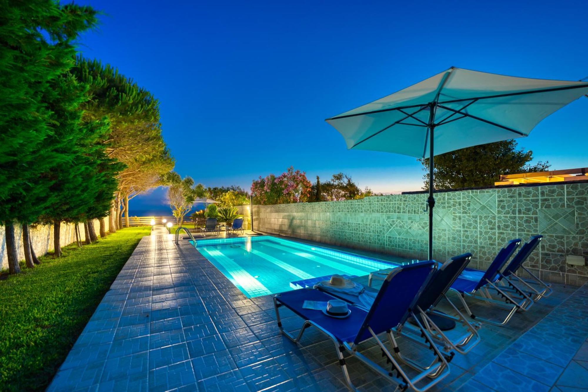 Villa Angela Agios Matthaios  Exterior photo